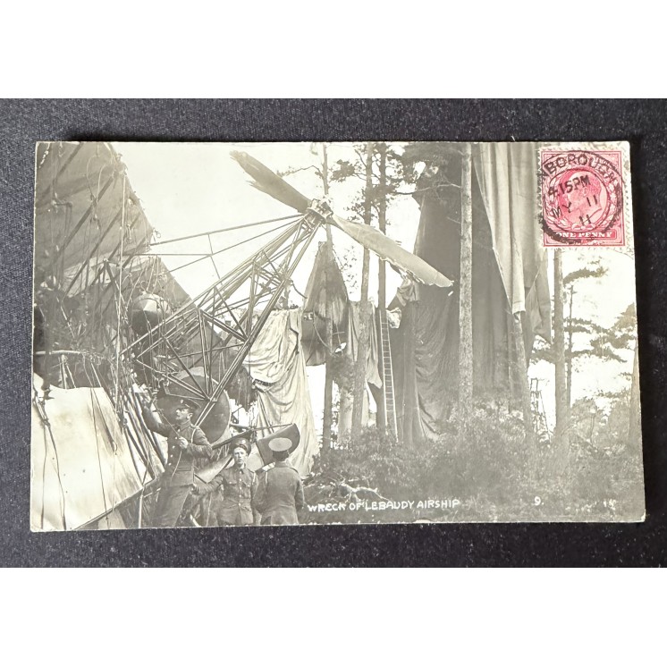 Lot de 6 cartes postales de l'accident du dirigeable Lebaudy - Aviation